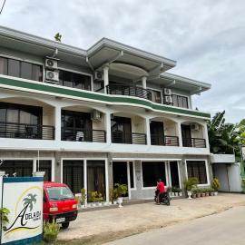 Adelaida Pensionne Hotel，班塔延島的飯店