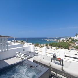 Alexandros Apartments, hotel u gradu Nausa