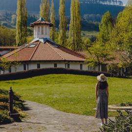 Amalurra Ecohotel & Retreat Center, hotel Artzentalesben