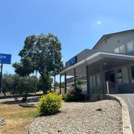 Home Suites Hill Country, хотел в Сан Антонио