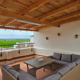 Casa Les Carolines, Hotel in Camarles