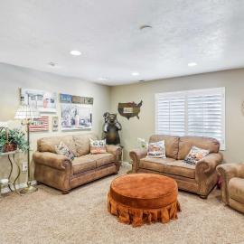 Secret Garden Retreat | Private Patio | Kitchen