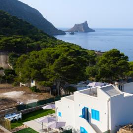 Tenuta Pezzeselle - Casa Vacanze, מלון במארטימו