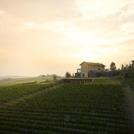 Le Marne Relais - Small Luxury Hotels of the World, khách sạn ở Costigliole dʼAsti