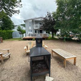 Maison sur le lac, Hotel in Desbiens