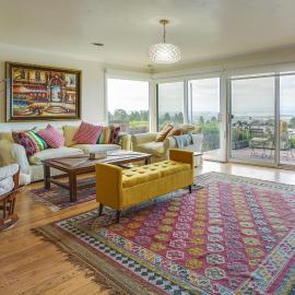 Stunning Bay-View Home in Kensington!