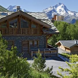 Chalet in Les Deux Alpes with Heated Pool