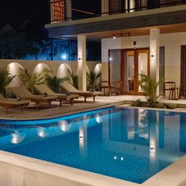 FULLMOON CANGGU Nelayan, hotel in Canggu