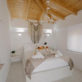 MIRAMAR KARYSTOS โรงแรมในการิสโตส