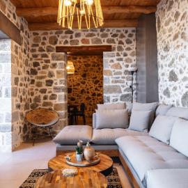 Pavli's House، فندق في ميرثيوس