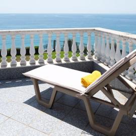 Villa Mae، فندق في Elaiokhórion