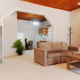 Four Seasons Vacation House