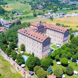 Montaldo Torinese में, होटल Montaldo Castle & Resort