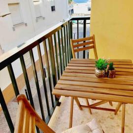 TORRE DEL MAR DELUXE CLOSE TO BEACH & PARKING Sinese Design Homes