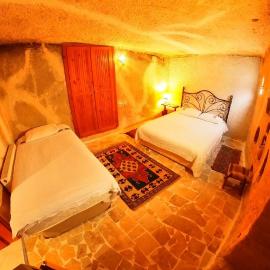 Monastery cave Hotel Cappadocia, hotel Mustafapaşa városában