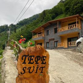 Tepe Dağ Evleri, hotel a Çamlıhemşin