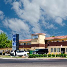 America Inn & Suites