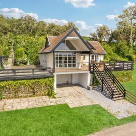 2 Bedroom Awesome Home In Haarby