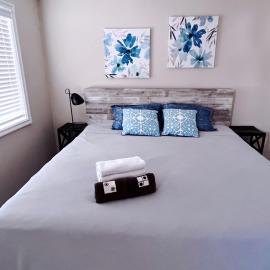 Banff -Calgary Garden &3 mins Bus station Close C-Train&Free Parking, hotel u gradu Kalgari