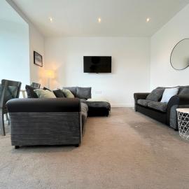 Spacious Apartment~Parking~Close to Seafront, hotel a Penzance