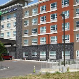 Holiday Inn Express & Suites - Edmonton SW – Windermere by IHG, hotell i Edmonton
