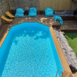 T3 bord canal du midi, piscine, hotel in Homps