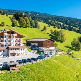 Hotel Vorderronach Sommer-Joker-Card in Saalbach & Parkplatz