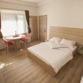 Sweet Dreams Rooms and Apartments Postojna, hotel di Postojna