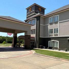 La Quinta by Wyndham Sulphur Springs, hotel in Sulphur Springs