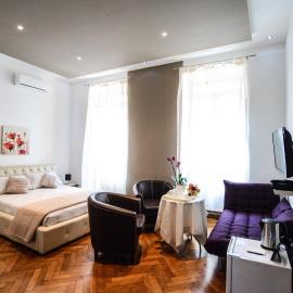 City Center Rooms, hotel sa Pula