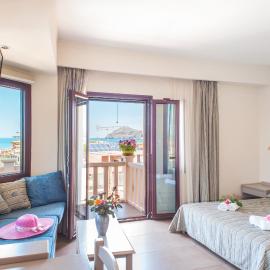 Frideriki Studios & Apartments, hotel di Platanias