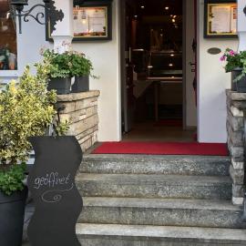 Hotel Alpenrose gut schlafen & frühstücken, hótel í Scheidegg