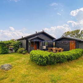 3 Bedroom Nice Home In Väröbacka