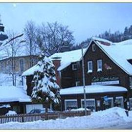 Hotel-Café-Restaurant Parkhaus, hotel di Altenau