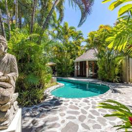 Cliff House with Ocean Views in Haiku, Maui jungle, Hotel in Huelo