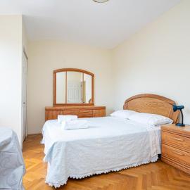 Triple Room Mrljane 327a