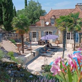 Villa Bédé – hotel w mieście Montgesty