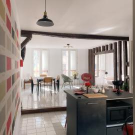 Au nom de la rose, beau 3 pièces en centre-ville, hotel sa Provins
