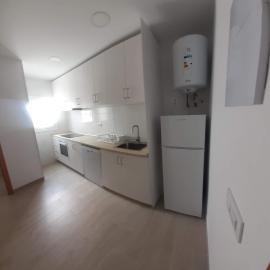 APARTAMENTOS sol y playa, hótel í Figueres