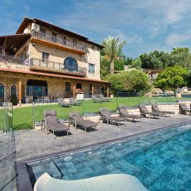 Hameiri Estate – hotel w mieście Rosz Pina