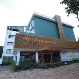 MANDARIN SKY, ξενοδοχείο σε Kannur