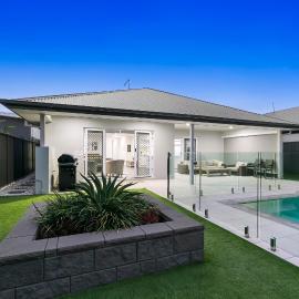 OSPREY ISLAND RETREAT, hotel in Banksia Beach
