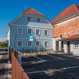 Apartmani Kac: Karlovac şehrinde bir otel