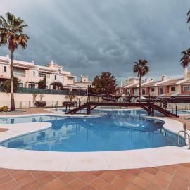 nueva casita cerca al mar!!!, hotel i Málaga