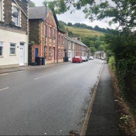 Large maisonette one bedroom nearby station