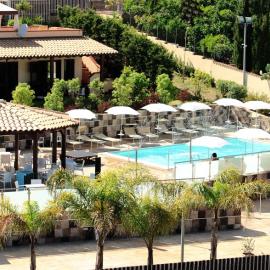 Hotel Costazzurra Museum & Spa，聖萊昂的飯店