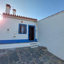 Janelas de Monsaraz, hotel i Telheiro