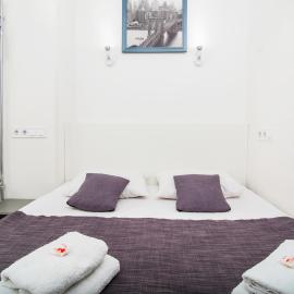 Smart Hotel Rooms near metro 24/7