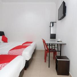 De'Light Villa, hotel in Kampong Pengkalan Dopah
