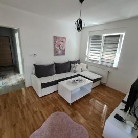 Apartman CRYSTAL, Hotel in Brčko